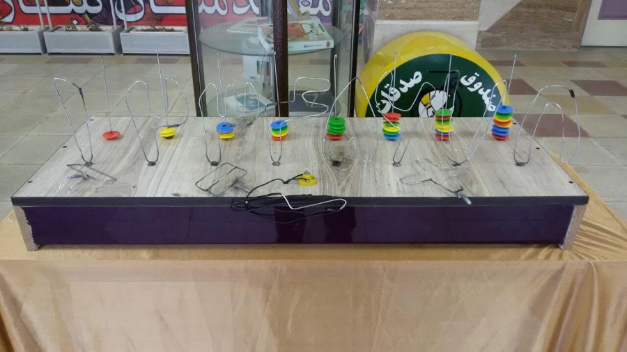 نمایشگاه دست سازه های داشجویان علوم تربیتی با شعار"اختلال یادگیری ، مانعی قابل عبور"