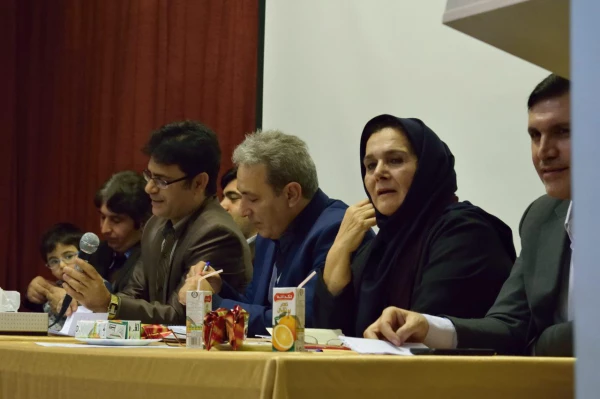 همایش  چالش ها و فرصت های ازدواج  دانشجویی