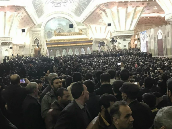 مرید در کنار مراد آرام گرفت