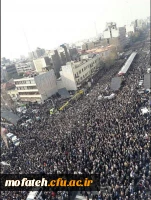 مرید در کنار مراد آرام گرفت