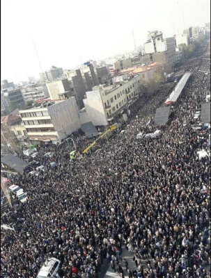 مرید در کنار مراد آرام گرفت