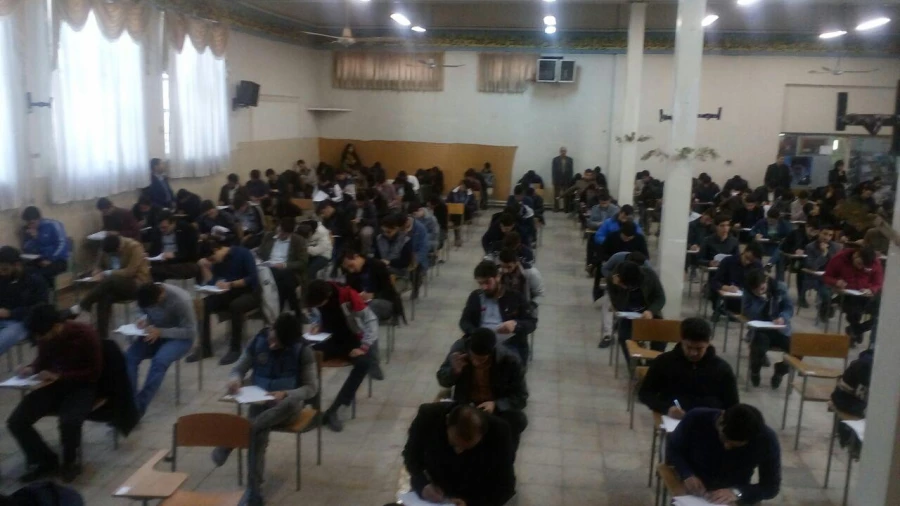 برگزاری آزمون های پایان نیمسال اول 95-96