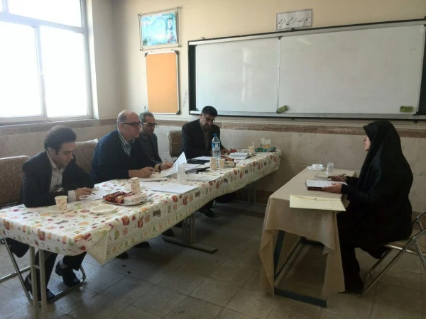 پذیرش و مصاحبه داوطلبان استخدام پیمانی