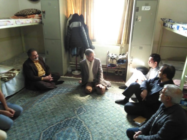 دیدار صمیمانه سرپرست امور پردیس های استان تهران با دانشجویان