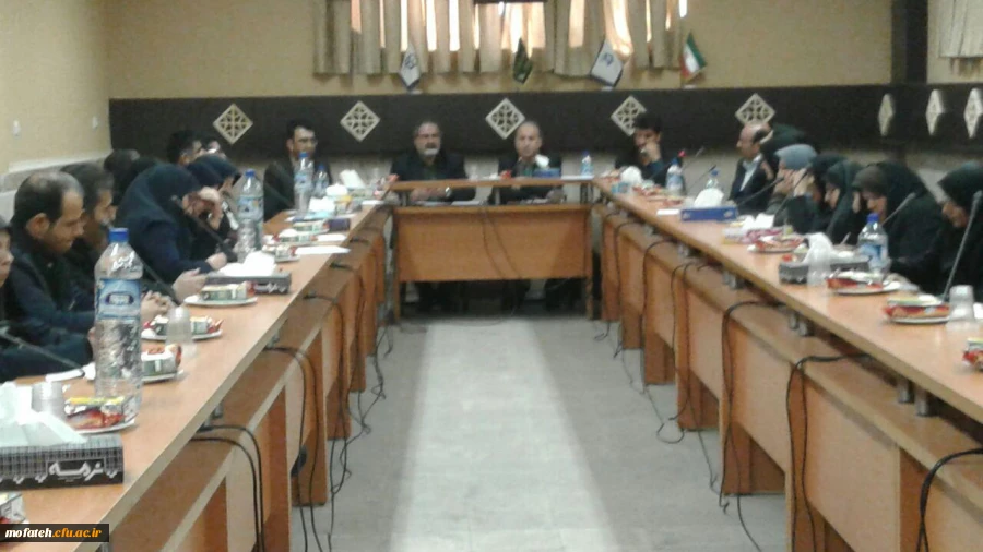 نشست علمی تخصصی نقد و ارزشیابی برنامه درسی ادبیات فارسی