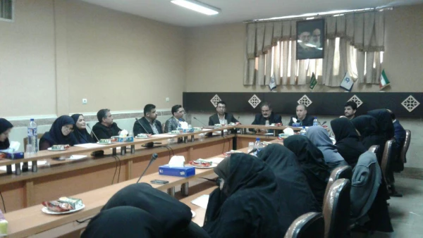 نشست علمی تخصصی نقد و ارزشیابی برنامه درسی ادبیات فارسی