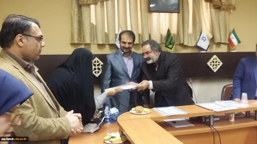 نشست صمیمانه اعضای خانواده پردیس شهید مفتح