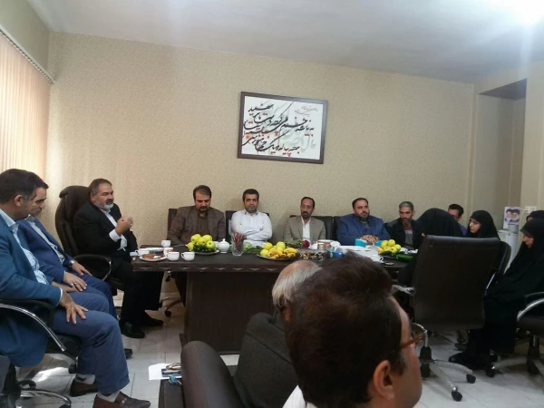 نشست صمیمانه همکاران