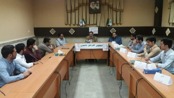 نشست سرپرست پردیس با دبیران کانون ها و نمایندگان فرهنگی