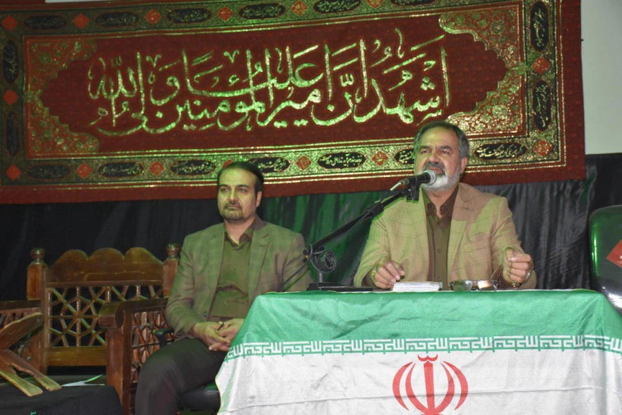 نشست صمیمانه مسئولان و دانشجویان پردیس