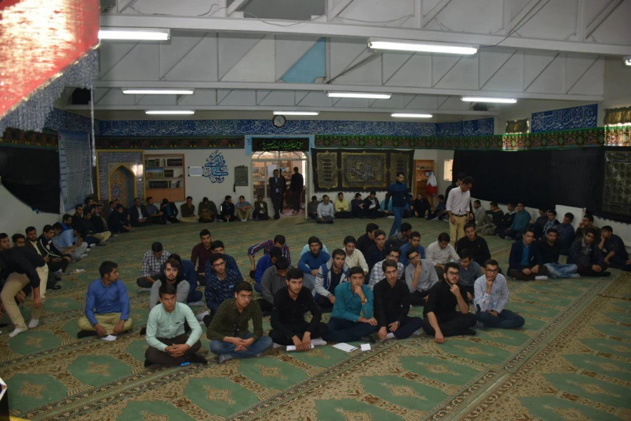 نشست صمیمانه مسئولان و دانشجویان پردیس