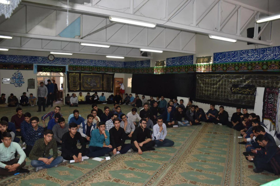 نشست صمیمانه مسئولان و دانشجویان پردیس