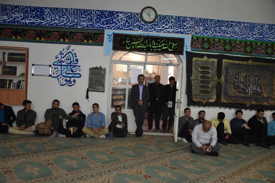 نشست صمیمانه مسئولان و دانشجویان پردیس