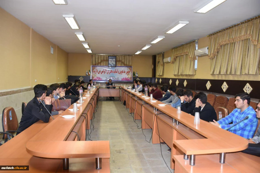 جلسه پرسش و پاسخ نمایندگان دانشجویان با دکتر بیغمی
