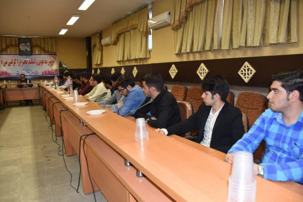 جلسه پرسش و پاسخ نمایندگان دانشجویان با دکتر بیغمی