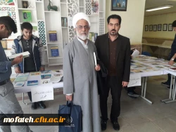 برپایی نمایشگاه زبان و ادبیات عرب به مناسبت هفته پژوهش