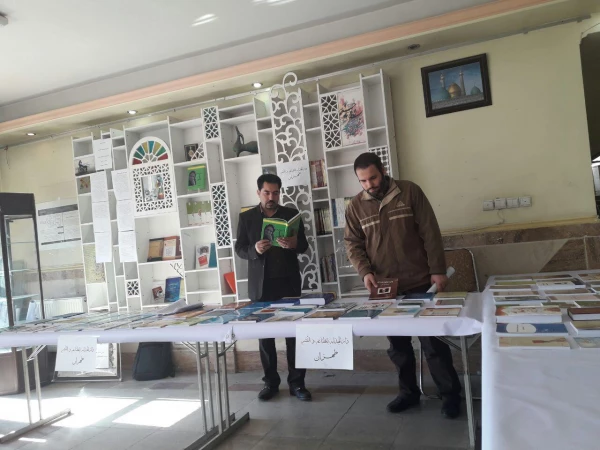 برپایی نمایشگاه زبان و ادبیات عرب به مناسبت هفته پژوهش