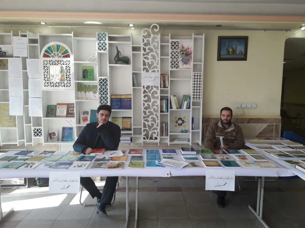 برپایی نمایشگاه زبان و ادبیات عرب به مناسبت هفته پژوهش