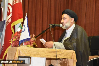 مسئول دفتر نمایندگی مقام معظم رهبری در دانشگاه فرهنگیان استان تهران:
پیوند حوزه و دانشگاه با اسلامی شدن علوم و دانشگاه ها محقق می شود