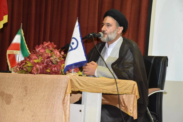 سخنرانی دکتر علم خواه مسئول نهاد نمایندگی مقام معظم رهبری در استان تهران