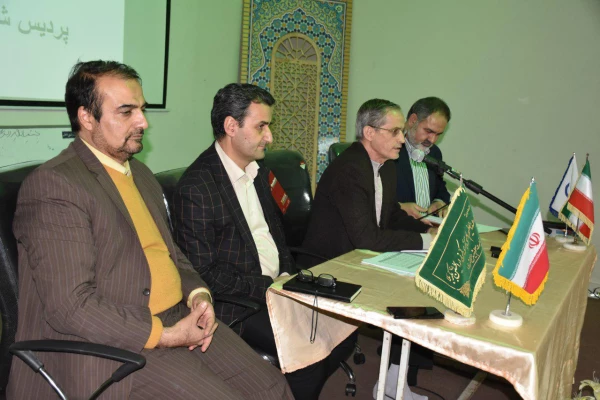 جلسه پرسش و پاسخ دانشجویان با مسئولان دانشگاه