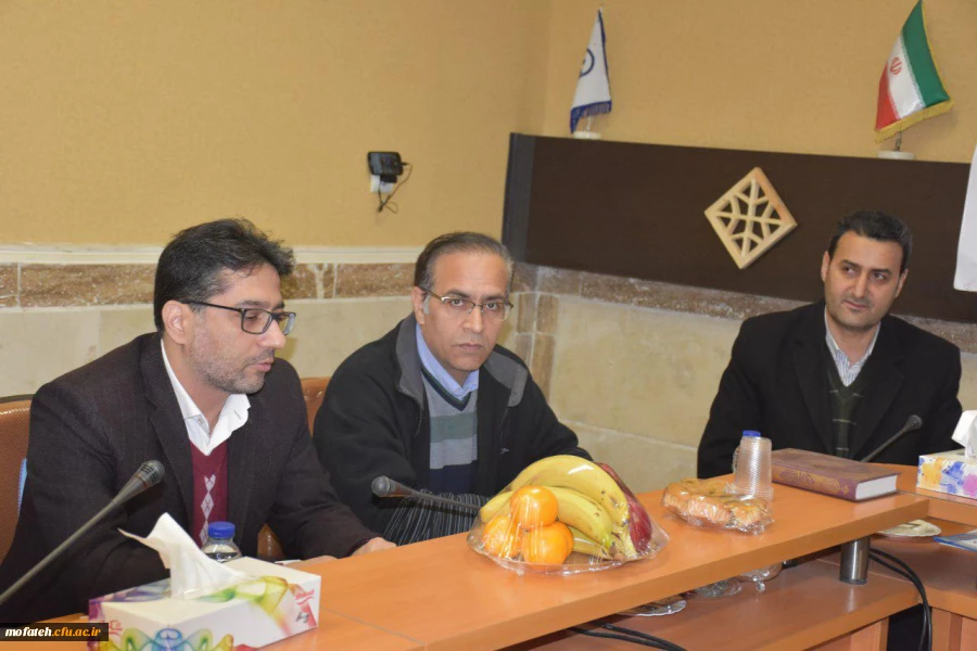 جلسه دفاع از پایان نامه کارشناسی ارشد