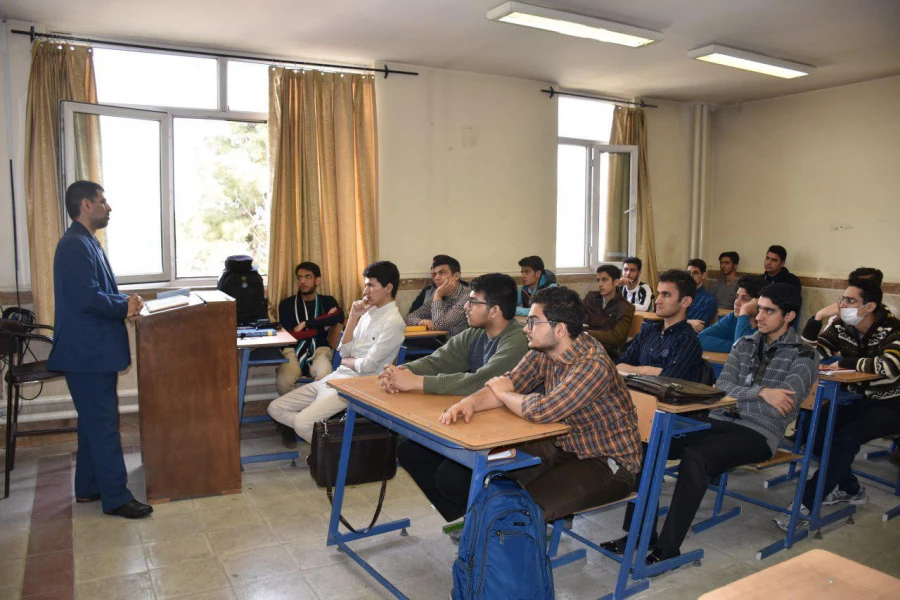 جلسه توجیهی هسته گزینش برای دانشجویان ورودی 96