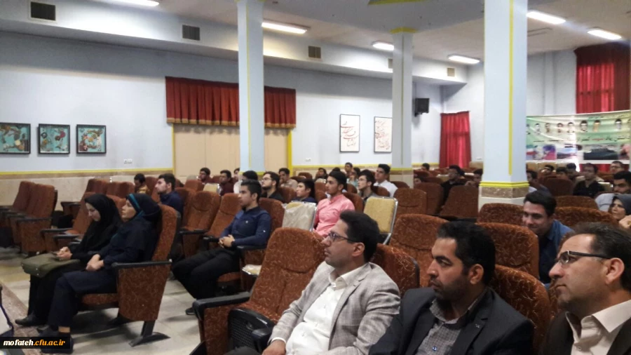 نشست علمی -تخصصی روش های نوین آموزش زبان عربی