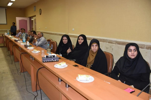 نشست صمیمی سرپرست پردیس شهید مفتح با همکاران و اساتید پردیس