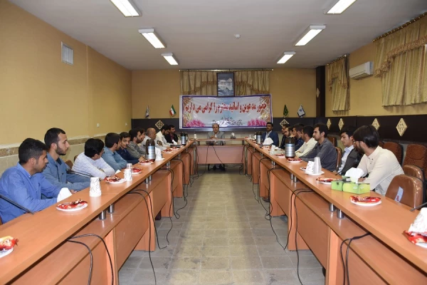 جلسه تکریم و معارفه مسئولان سابق و جدید حوزه بسیج دانشجویی