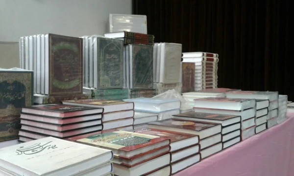 برگزاری  نمایشگاه و فروشگاه کتاب استان تهران در دانشگاه فرهنگیان پردیس شهید مفتح شهرری 10