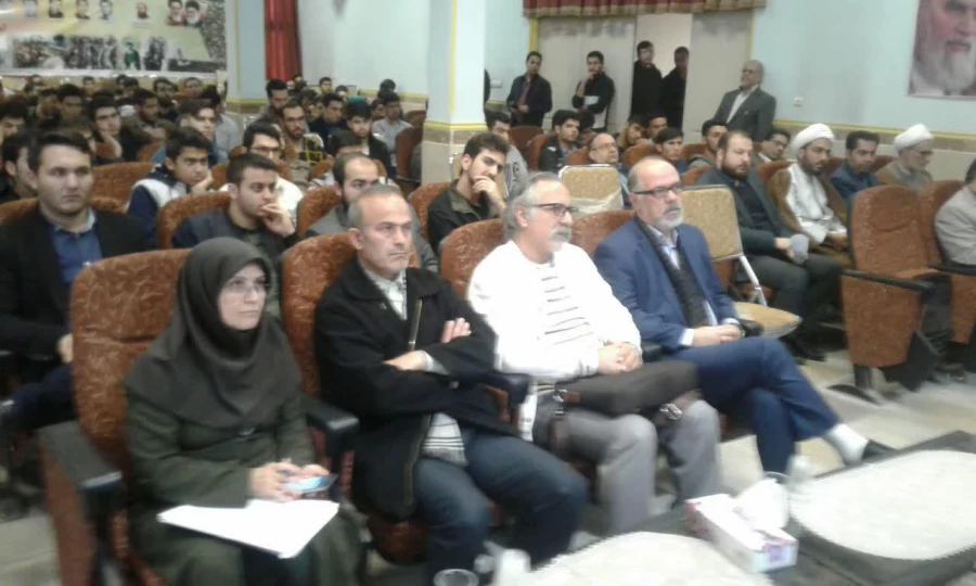 آیین گرامیداشت روز دانشجو با شکوه تر از سالهای قبل در پردیس شهید مفتح شهرری برگزار شد 6