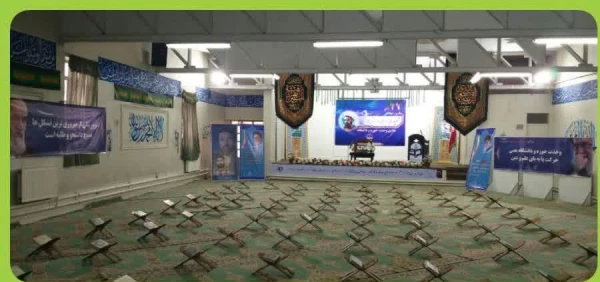 محفل انس با قرآن کریم گرامیداشت وحدت حوزه و دانشگاه در پردیس شهید مفتح شهرری برگزار شد 9