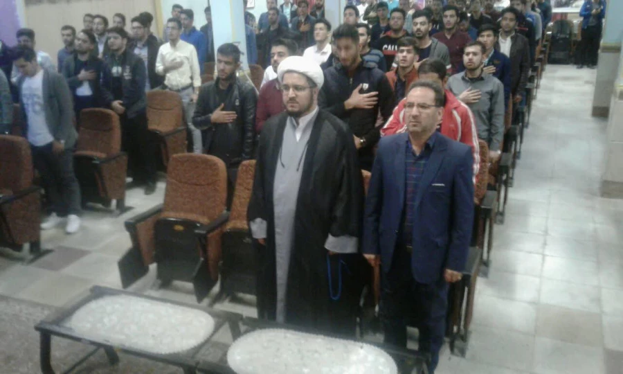 به مناسبت گرامیداشت میلاد مبارک حضرت حجت ابن الحسن صاحب الزمان علیه السلام و روز جوان ،مراسمی در پردیس شهید مفتح شهرری برگزار شد. 3