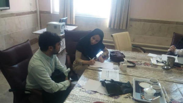 به مناسبت هفته سلامت  دانشجو معلمان ، استادان و همکاران پردیس ویزیت رایگان شدند 3