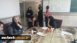 به مناسبت هفته سلامت  دانشجو معلمان ، استادان و همکاران پردیس ویزیت رایگان شدند 4