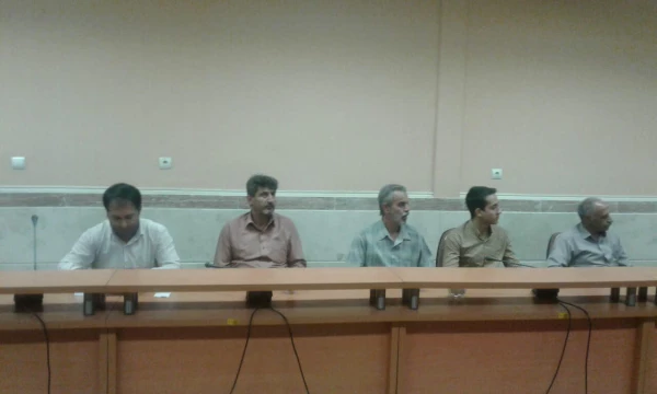 برگزاری جلسه شورای اداری به مناسبت نزدیک شدن به آغاز سال تحصیلی جدید برگزار گردید. 5