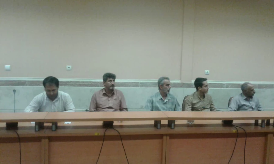 برگزاری جلسه شورای اداری به مناسبت نزدیک شدن به آغاز سال تحصیلی جدید برگزار گردید. 5