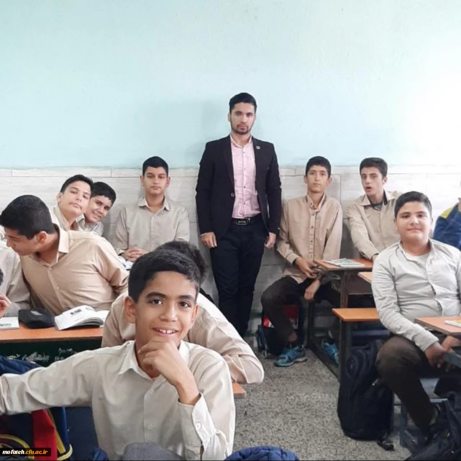 دانشجو معلم