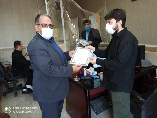 تقدیر و تشکر از تلاش های یک ساله همکاران پردیس شهید مفتح در روز کارمند
 2