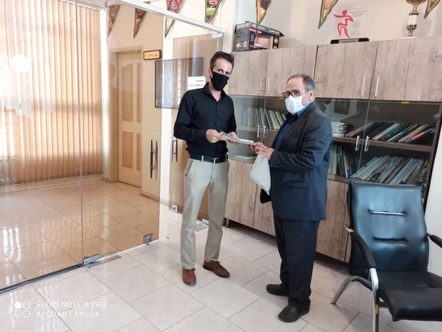 تقدیر و تشکر از تلاش های یک ساله همکاران پردیس شهید مفتح در روز کارمند
 2