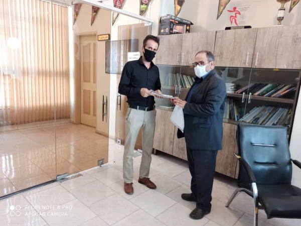 تقدیر و تشکر از تلاش های یک ساله همکاران پردیس شهید مفتح در روز کارمند
 2