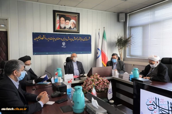 دانشگاه فرهنگیان باید برای تمام دانشجو معلمان حتی فارغ التحصیلان دانشگاه برنامه ریزی بلندمدت داشته باشد 4