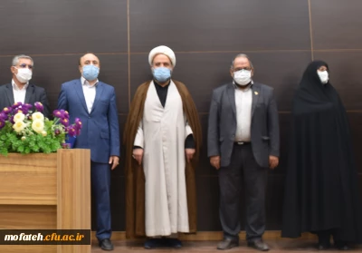 برگزارى مراسم تودیع و معارفه سرپرستان قدیم و جدید پردیس شهید مفتح 

دکتر محمد پاک سرشت به عنوان سرپرست پردیس شهید مفتح شهر رى معارفه شد