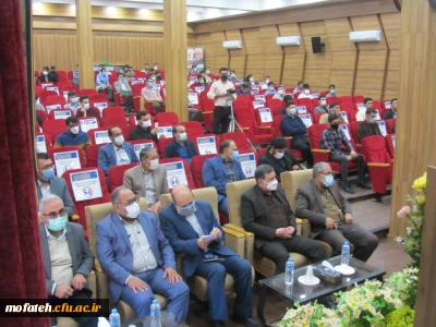 آیین استقبال از نودانشجومعلمان پردیس شهید مفتح شهر ری و تجلیل از بازنشستگان و دانشجومعلمان برتر در مسابقات قرآن و عترت برگزار شد