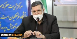 دکتر خنیفر در بازدید وزیر آموزش و پرورش از مرکز شهید باهنر تهران، اعلام کرد: 2