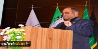 افتتاحیه دوره ى تربیت مربى گام دوم انقلاب

دکتر محمد پاک سرشت: با جرأت و جسارت تمام در مقابل جریان نفوذ بایستید