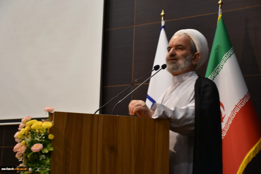 حجت الاسلام والمسلمین جناب آقای دکتر حسین درودی