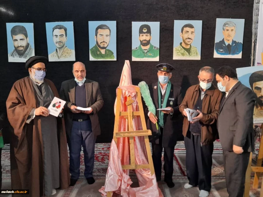 حضور دانشجو معلم ارجمند سیدمهدی طباطبایی راد و مدرس گرامی جناب آقای حسین پاک سرشت در مراسم  رونمایی از دو کتاب آنان؛ «مکتب حاج قاسم چراغ راه ملت» و «قرار بی قراری تا بهشت» 