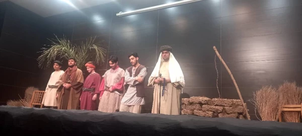 نمایش تئاتر سفر به مناسبت شب های قدر در پردیس شهید مفتح شهرری توسط دانشجومعلمان در دومین روز گرامی داشت ایام الله و لیالی قدر دانشگاه فرهنگیان استان تهران